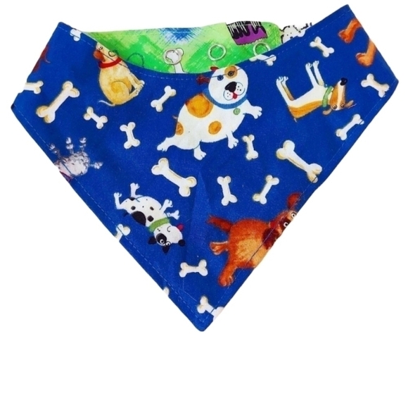 Handcrafted Reversible Dog Bandana Medium Size NWOT - Picture 2 of 3